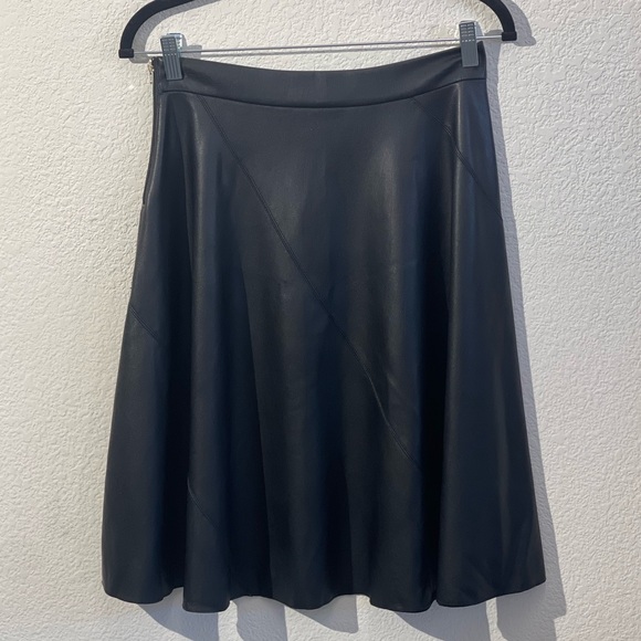 Guess Faux Leather Circle Skirt
Style #W54D00 - Picture 2 of 7
